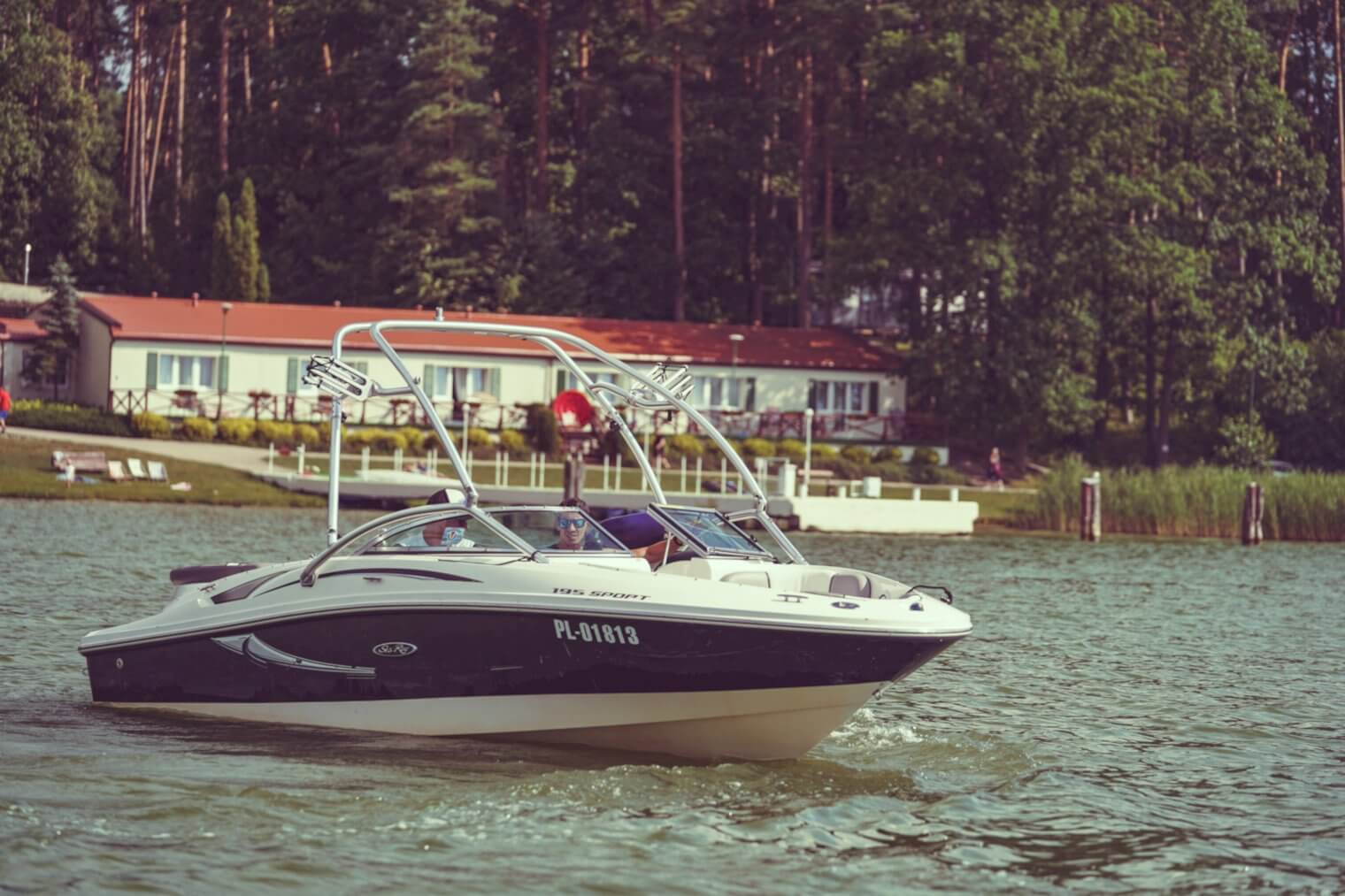 sea ray 195 sport 8